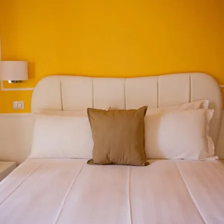 Ξενοδοχείο με διαμερίσματα Trevi 2*