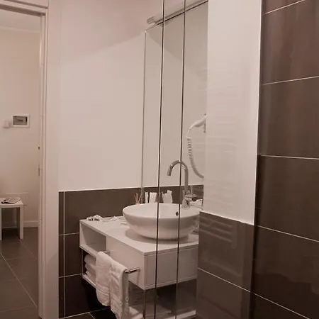 Ξενοδοχείο με διαμερίσματα Trevi