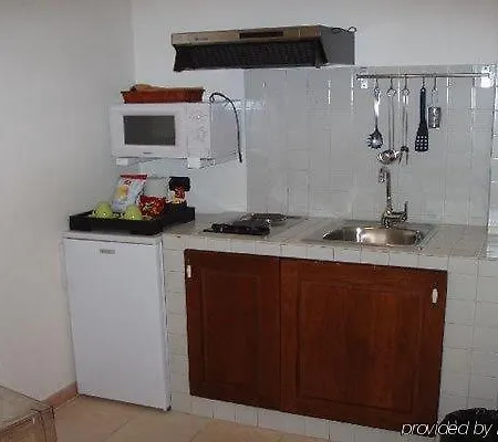 Ξενοδοχείο με διαμερίσματα Trevi