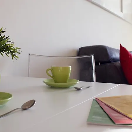 Ξενοδοχείο με διαμερίσματα Trevi