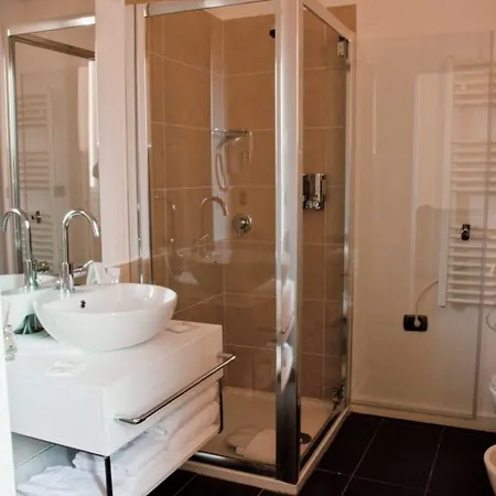 Апарт-отель Trevi 2*