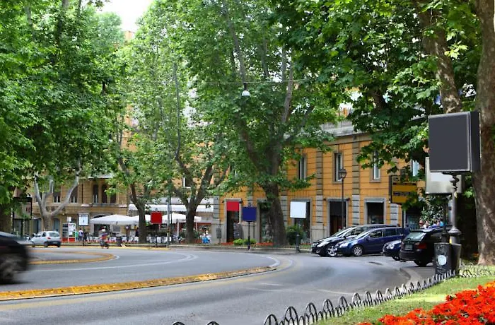 Lägenhetshotell Trevi 2*