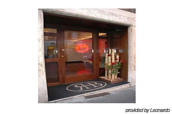 Trevi Lägenhetshotell