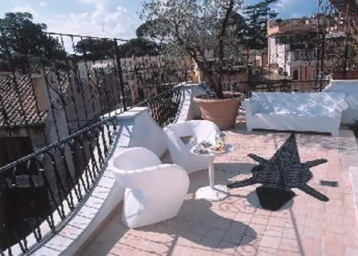 Lägenhetshotell Trevi 2*