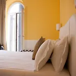 Trevi מלון דירות רומא
