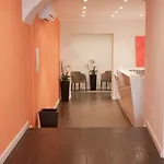 מלון דירות Trevi 2*